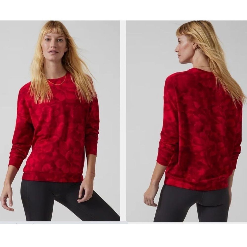 Athleta Balance Pullover Sweatshirt in Chakra red